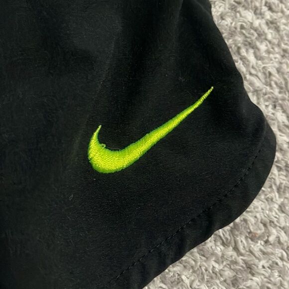 GUC - Nike - XS - Picture 4 of 7